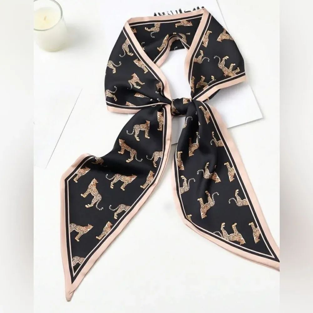 Leopard Print Scarf P15